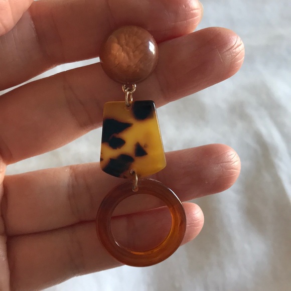 Cheetah Print Geometrical Earrings - Picture 2 of 2